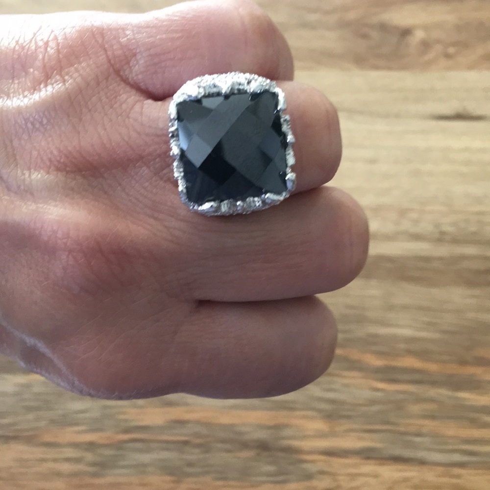 Ring - Picture 8 of 8